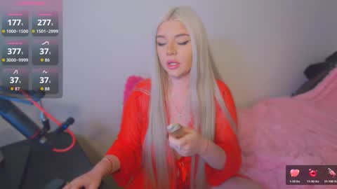 Victoria online show from October 19, 2025, 3:18 am