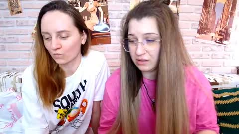 paradisexparadisex online show from May 9, 2026, 9:14 am