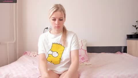 Snapshot of paris_hilt_on chatting on January 24, 2025, 4:48 am Sasha online show from January 24, 2025, 4:48 am