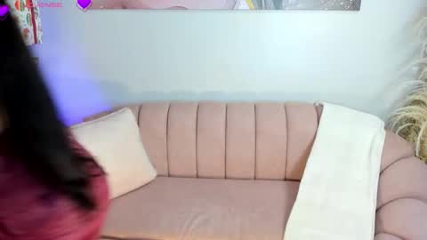 Paris  online show from December 23, 2025, 12:52 am