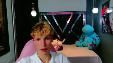 park_jimin1 online show from October 1, 2025, 12:33 pm