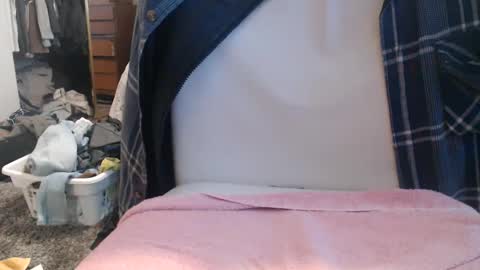 Snapshot of partyndwn chatting on September 15, 2025, 4:18 pm partyndwn online show from September 15, 2025, 4:18 pm