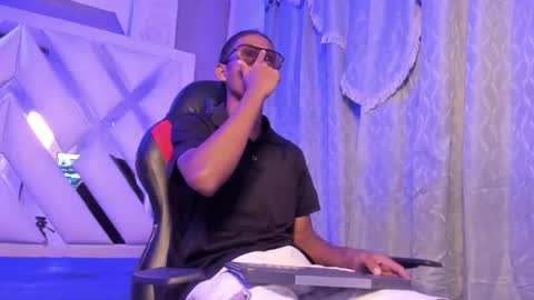 PARZIVAL online show from February 28, 2026, 7:37 pm