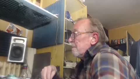 pascal88881 online show from December 9, 2024, 5:19 pm