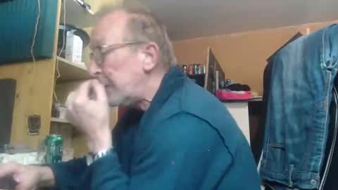 pascal88881 online show from December 10, 2024, 8:51 am