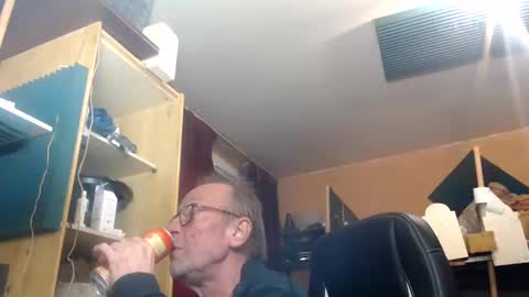 pascal88881 online show from December 13, 2024, 10:45 pm