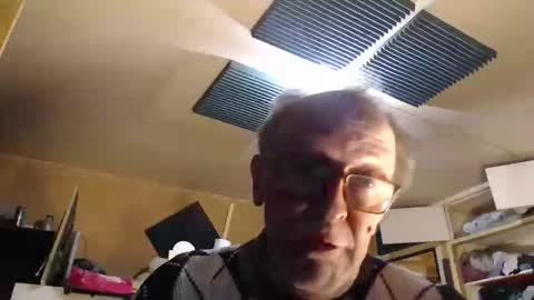 pascal88881 online show from December 20, 2024, 7:50 pm