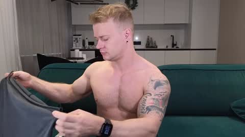 Pashka online show from January 5, 2025, 9:37 am