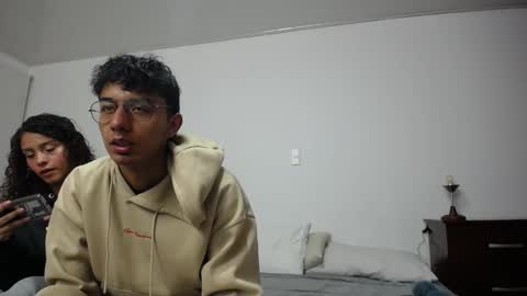 pasionados online show from October 6, 2025, 2:20 am