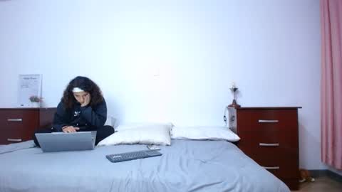 pasionados online show from October 11, 2025, 3:06 am