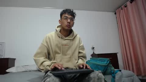 pasionados online show from October 12, 2025, 3:16 am