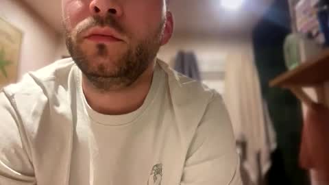 passifhot3 online show from February 11, 2026, 8:14 pm