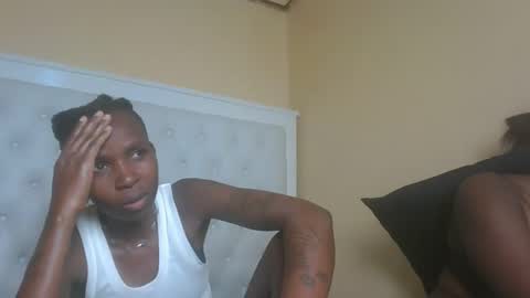 Snapshot of passion_amor1 chatting on November 14, 2025, 8:24 am PassionAmor online show from November 14, 2025, 8:24 am