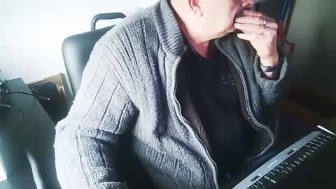 Snapshot of patjeooo chatting on February 16, 2025, 8:43 am patjeooo online show from February 16, 2025, 8:43 am