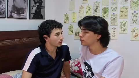 patri_ck_villa online show from April 3, 2026, 9:57 pm