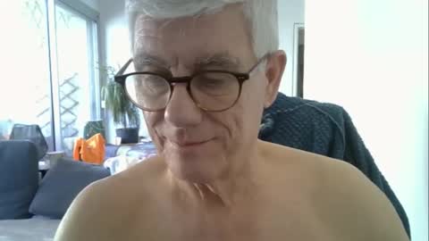 Snapshot of patrick5275 chatting on April 30, 2026, 8:31 am patrick5275 online show from April 30, 2026, 8:31 am