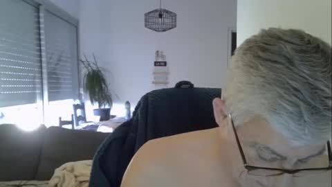 Snapshot of patrick5275 chatting on May 9, 2026, 5:23 am patrick5275 online show from May 9, 2026, 5:23 am