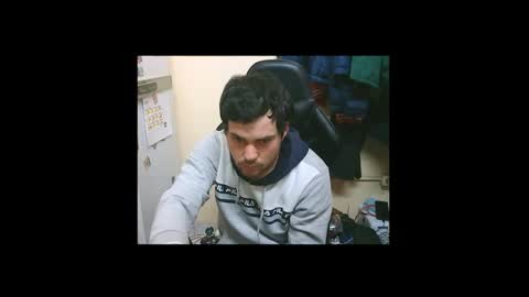 Snapshot of pau_97 chatting on December 25, 2024, 3:17 pm seat97 online show from December 25, 2024, 3:17 pm