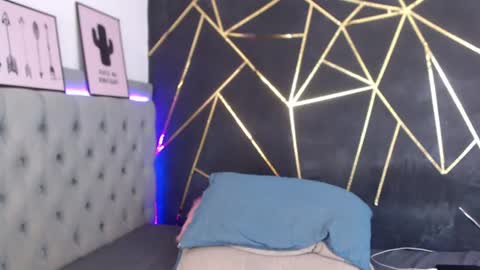 paulina online show from July 12, 2026, 5:15 pm