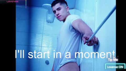 Snapshot of paul_evanss chatting on February 11, 2026, 12:43 pm Paul online show from February 11, 2026, 12:43 pm