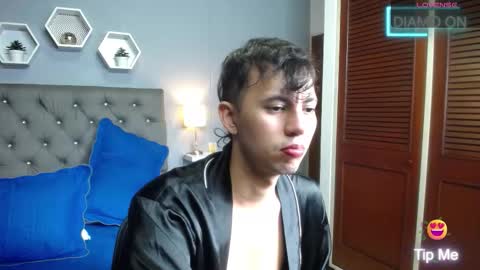 Snapshot of paul_myller chatting on November 1, 2025, 3:52 am PAUL MYLLER online show from November 1, 2025, 3:52 am