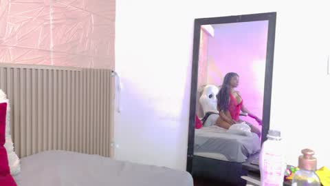 PAULA CRUZ online show from April 12, 2026, 10:15 pm