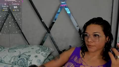 Snapshot of paula_daniela1 chatting on January 21, 2025, 1:18 am Paula online show from January 21, 2025, 1:18 am