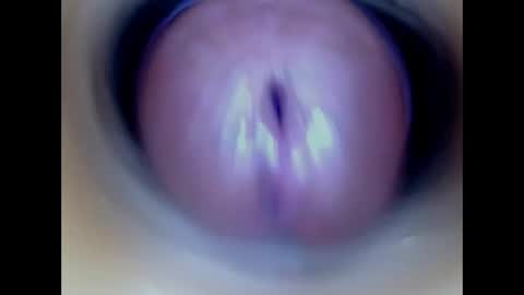 Paula 18 Aninhos online show from May 28, 2026, 3:48 am