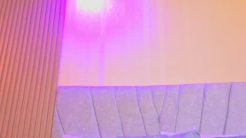 paulina  online show from March 28, 2026, 4:39 pm