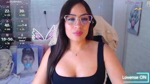 Snapshot of paulina_galvis2700 chatting on May 21, 2026, 4:36 pm paulina online show from May 21, 2026, 4:36 pm