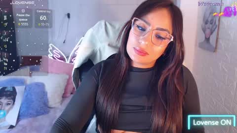 Snapshot of paulina_galvis2700 chatting on May 26, 2026, 4:14 pm paulina online show from May 26, 2026, 4:14 pm