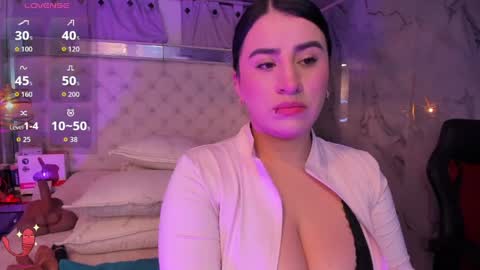 paulinabelen21 online show from May 22, 2026, 2:51 am