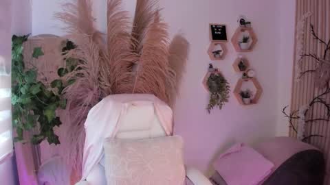 Estefania online show from March 11, 2026, 5:19 pm