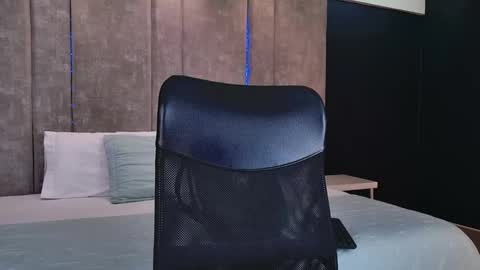 Paulina online show from November 6, 2025, 12:06 pm