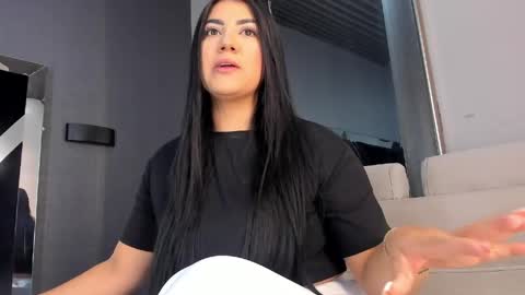 Paulina online show from May 25, 2026, 11:27 am