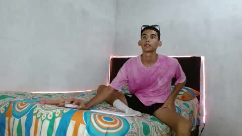 paulosex12 online show from October 14, 2025, 2:01 am