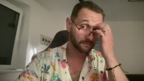 love bush online show from June 27, 2026, 7:52 pm
