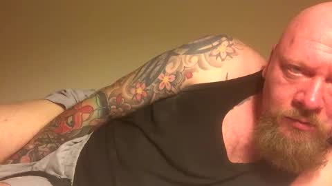 paulyb445 online show from November 7, 2025, 4:01 am