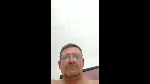 paulymcdona online show from March 31, 2026, 1:40 am