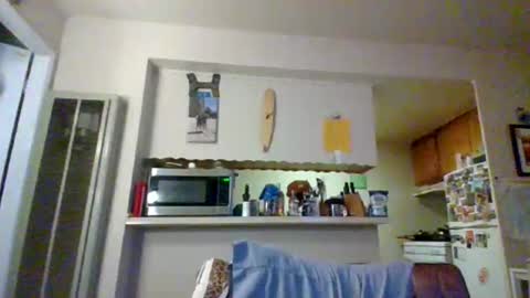 pawgkiller online show from April 1, 2026, 1:17 am