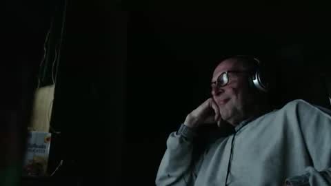 pc8474408 online show from December 4, 2025, 1:59 am