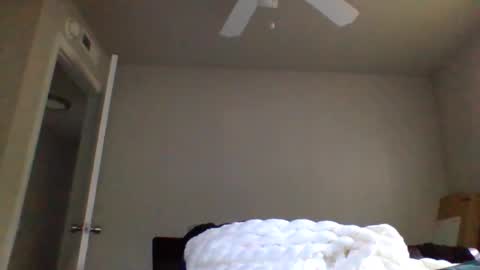 Snapshot of pcaring86 chatting on March 20, 2026, 11:37 am pcaring86 online show from March 20, 2026, 11:37 am