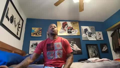 Phenomenal online show from November 8, 2025, 6:40 pm