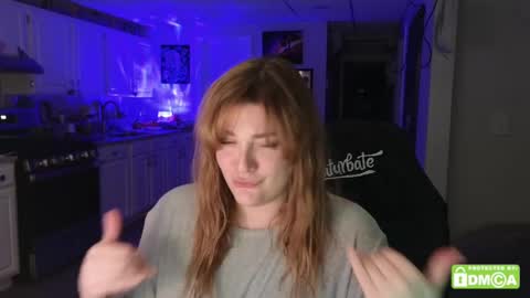 Snapshot of peaceofmae chatting on February 28, 2025, 11:12 pm online show from February 28, 2025, 11:12 pm