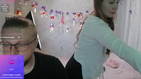 Mary  Jay online show from May 3, 2026, 2:01 pm