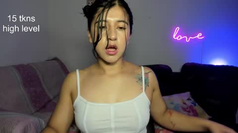 Snapshot of peach_paradisee chatting on March 12, 2025, 9:13 pm S online show from March 12, 2025, 9:13 pm