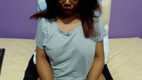 Snapshot of peachassxx chatting on February 7, 2025, 8:44 am peachy online show from February 7, 2025, 8:44 am