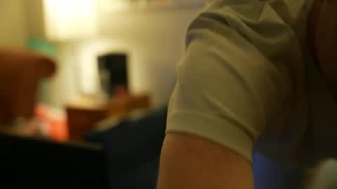 peachespunkins online show from November 22, 2025, 4:33 am