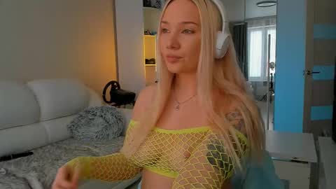 Snapshot of peachju1cy chatting on February 21, 2025, 6:07 am peachju1cy online show from February 21, 2025, 6:07 am