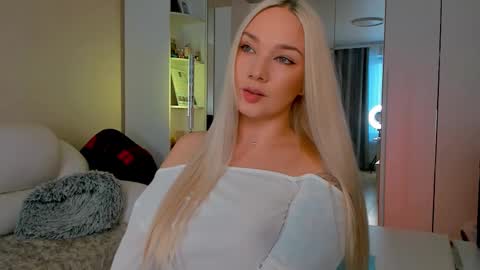 Snapshot of peachju1cy chatting on September 26, 2025, 5:33 am peachju1cy online show from September 26, 2025, 5:33 am